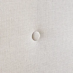 Christian seng i beige 140x200 cm inkl. sengelameller og madrasser