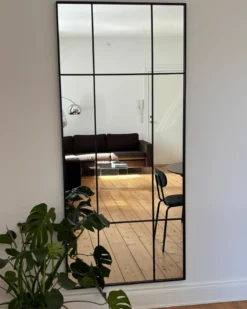 New Yorker spejl med sort ramme 180 x 80 cm